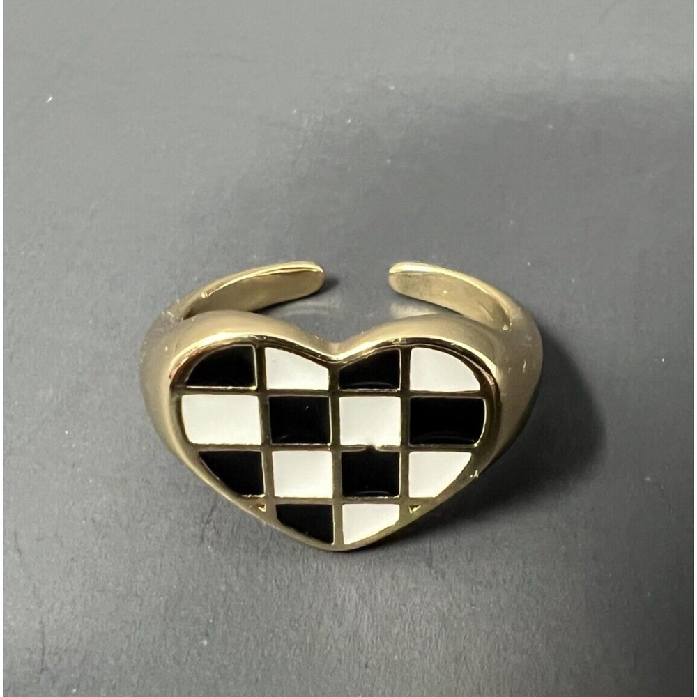 Checkered Heart‎ Ring size 7.5 statement Fashion Ring in Gold Tone